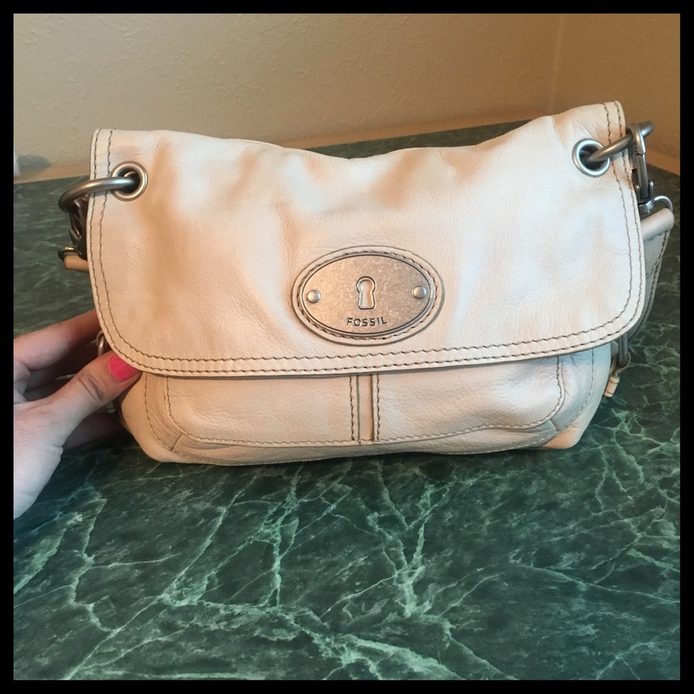 authentic fossil cross body, cream color
